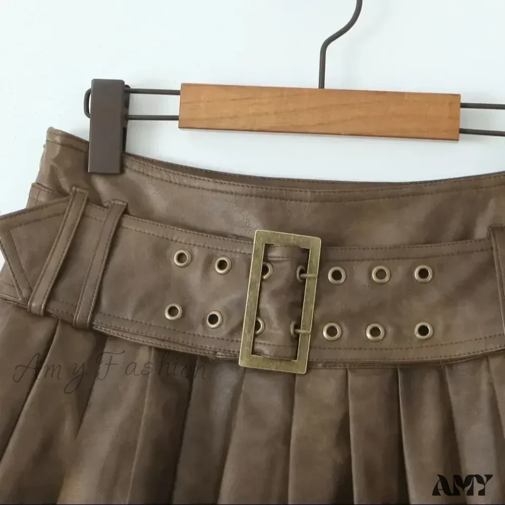 Retro Buckle Belt Low Waist Sexy Leather Pleated Mini Skirt - Image 5