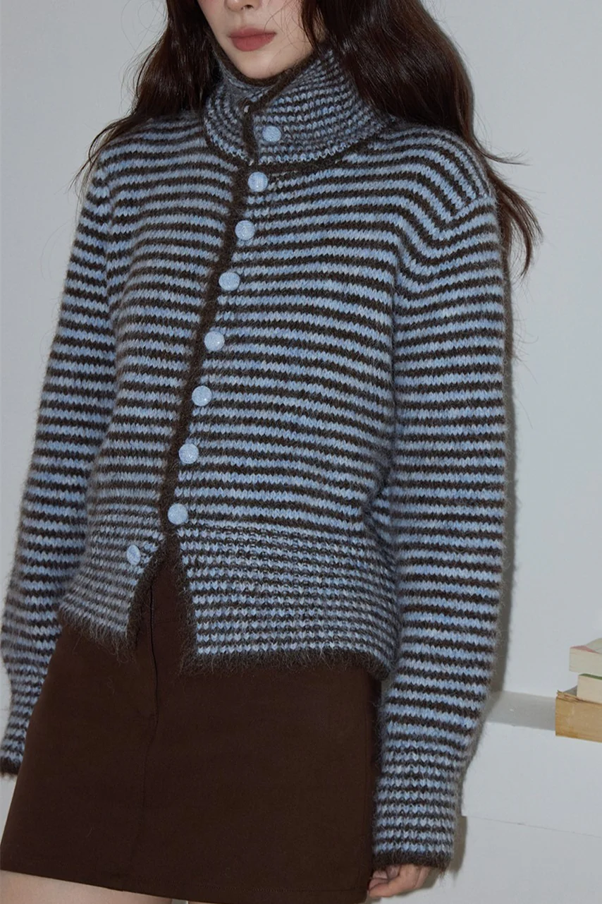 Retro Color Block Stripe Collar Loose Cardigan - Image 2