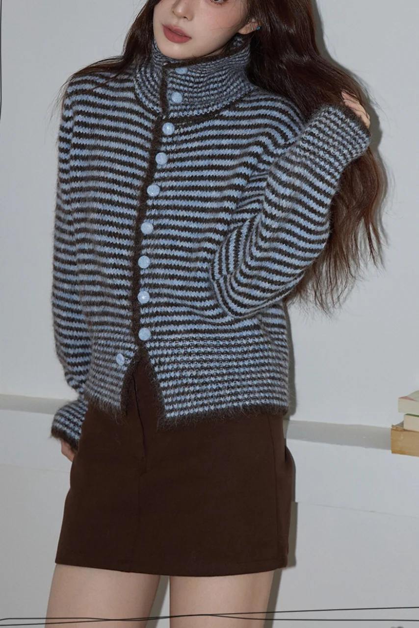 Retro Color Block Stripe Collar Loose Cardigan - Image 3