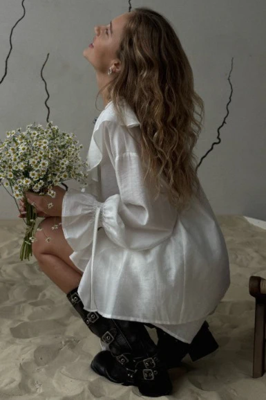 Ruffled V-Neck Loose Two-Piece Blouse - Image 8
