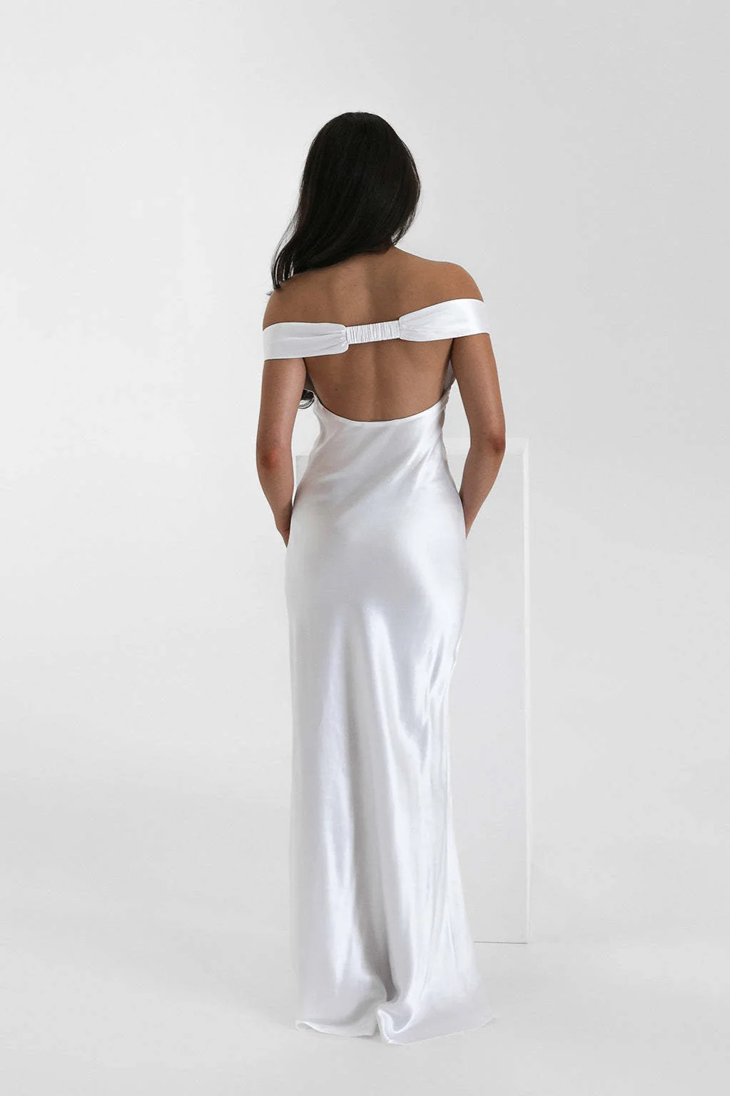 Satin Off-Shoulder Fishtail Maxi Party Dress - Image 7