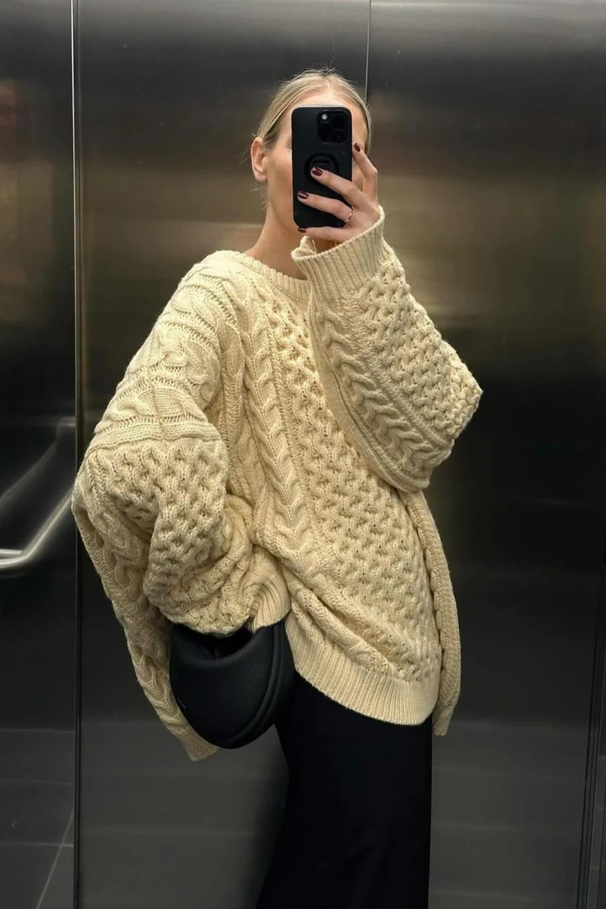 Slouchy Loose Cable-Knit Long Sleeve Sweater - Image 3