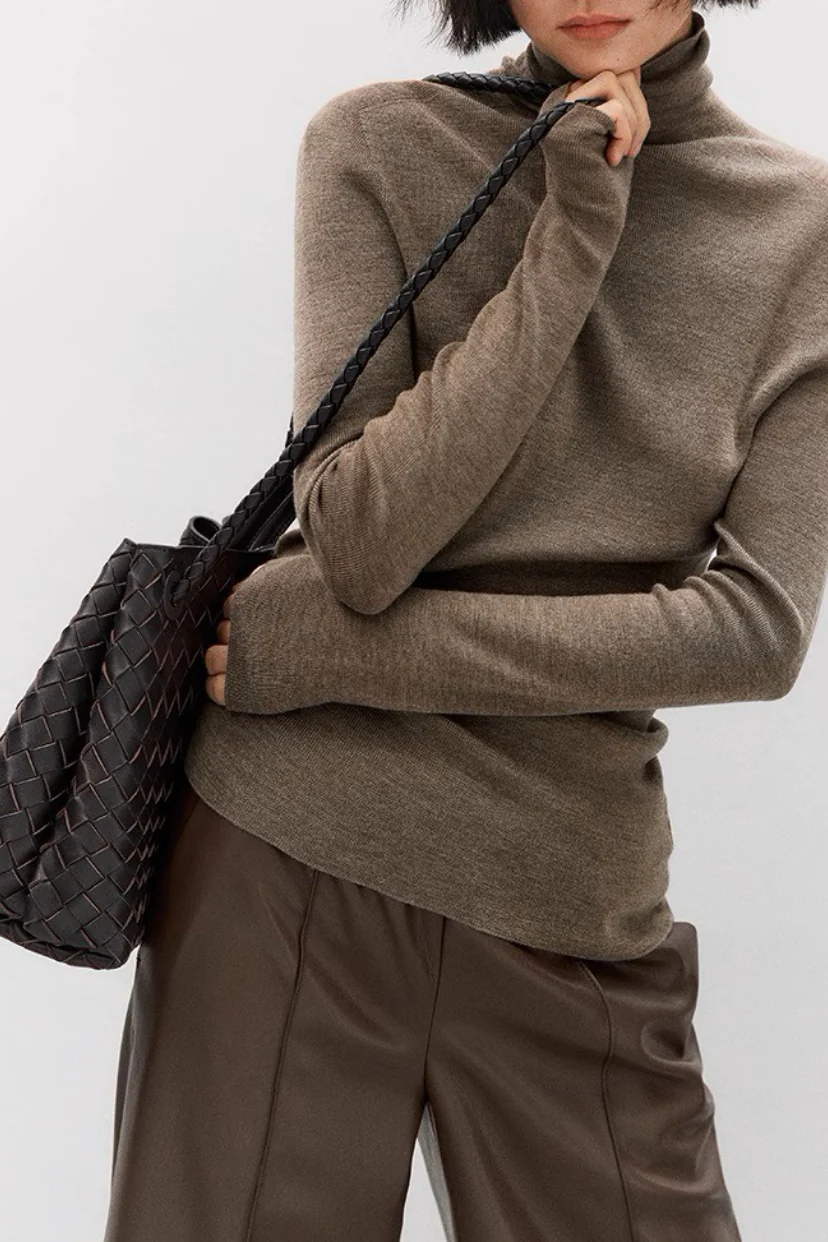 Soft Wool High Neck Fitted Base Layer - Image 5