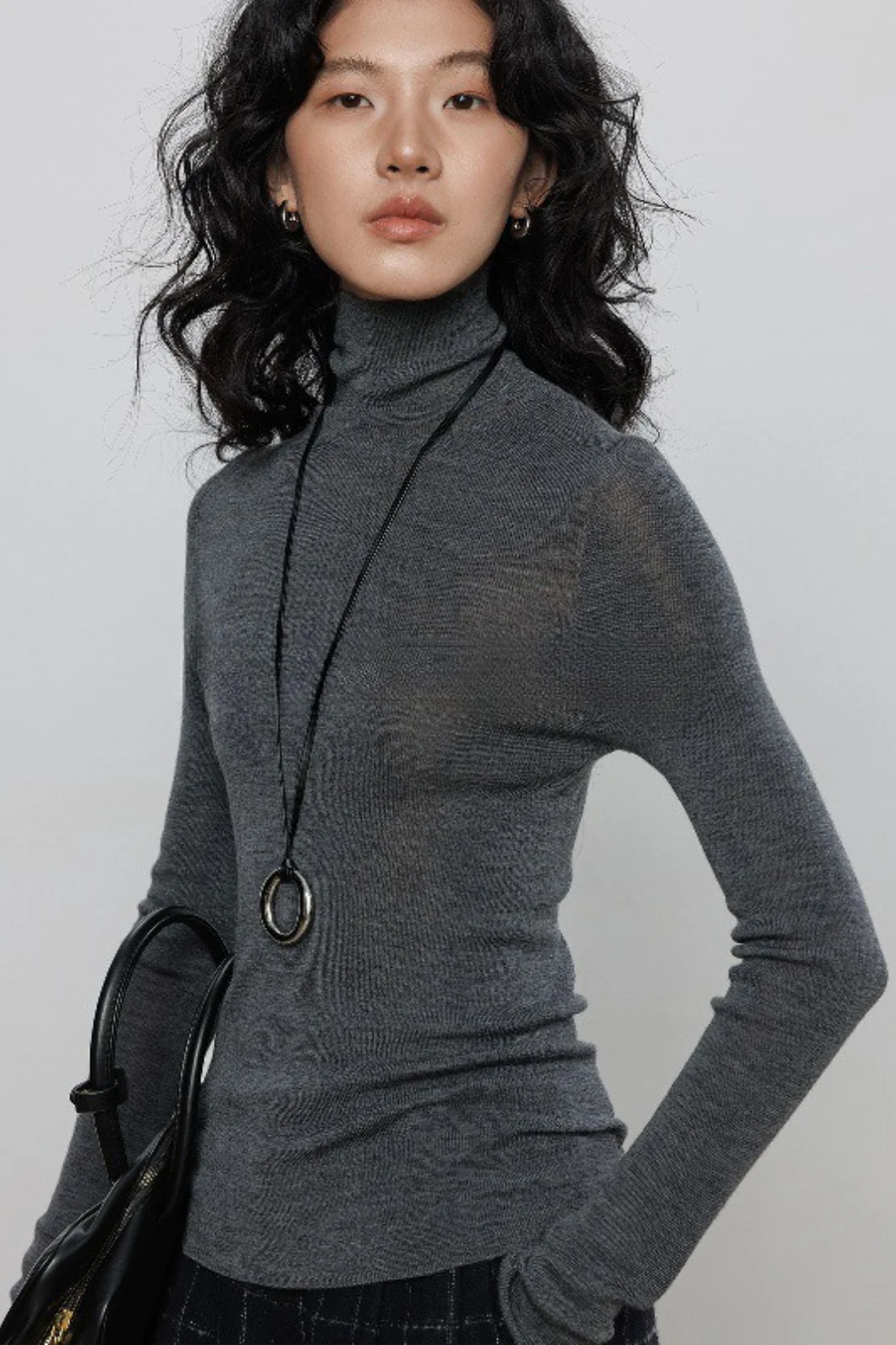 Soft Wool Turtleneck Fitted Stretchy Base Layer - Image 3