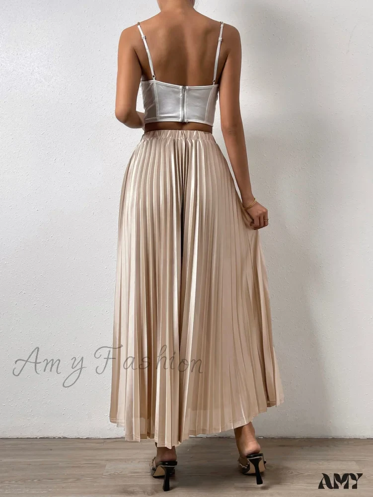 Amy Fashion - Solid Elastic Waist Pleated Skirt - Image 2