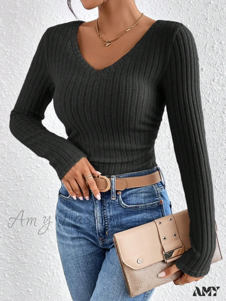 Amy Fashion - Solid V Neck Ribbed Knit Tee - Image 6