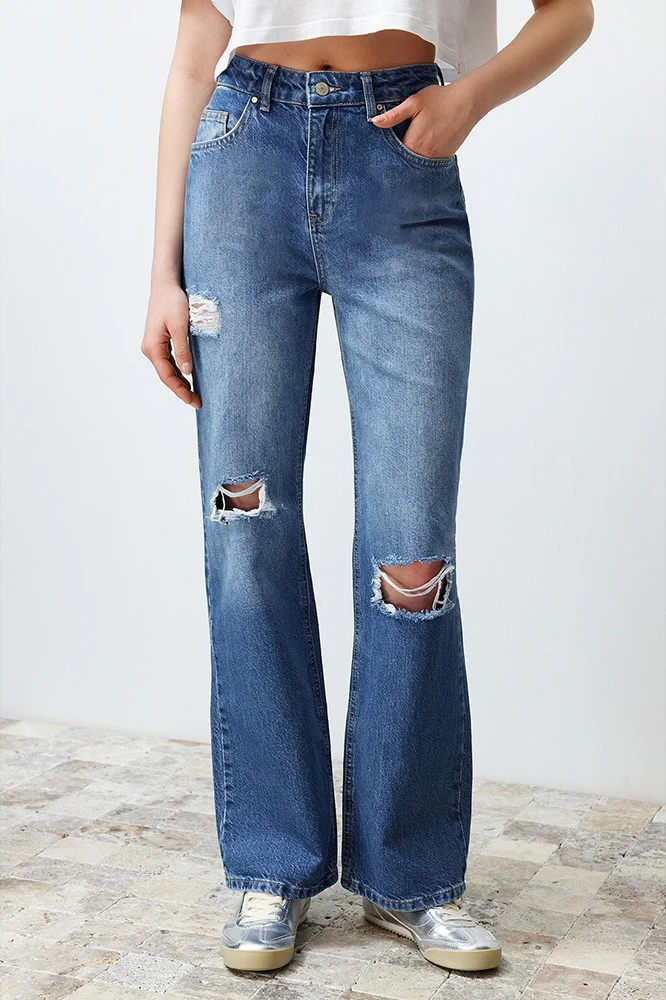 Washed Ripped High-Waist Drapey Straight Leg Jeans - Image 4