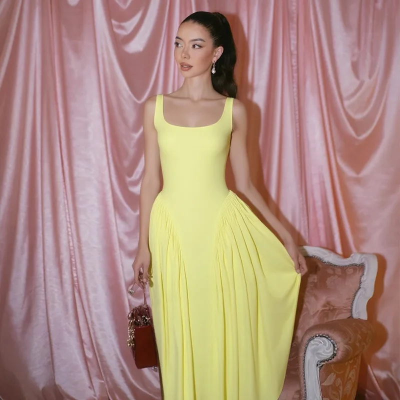 Yellow Square Collar Suspender Slim Pleated Prom Dress - Image 4